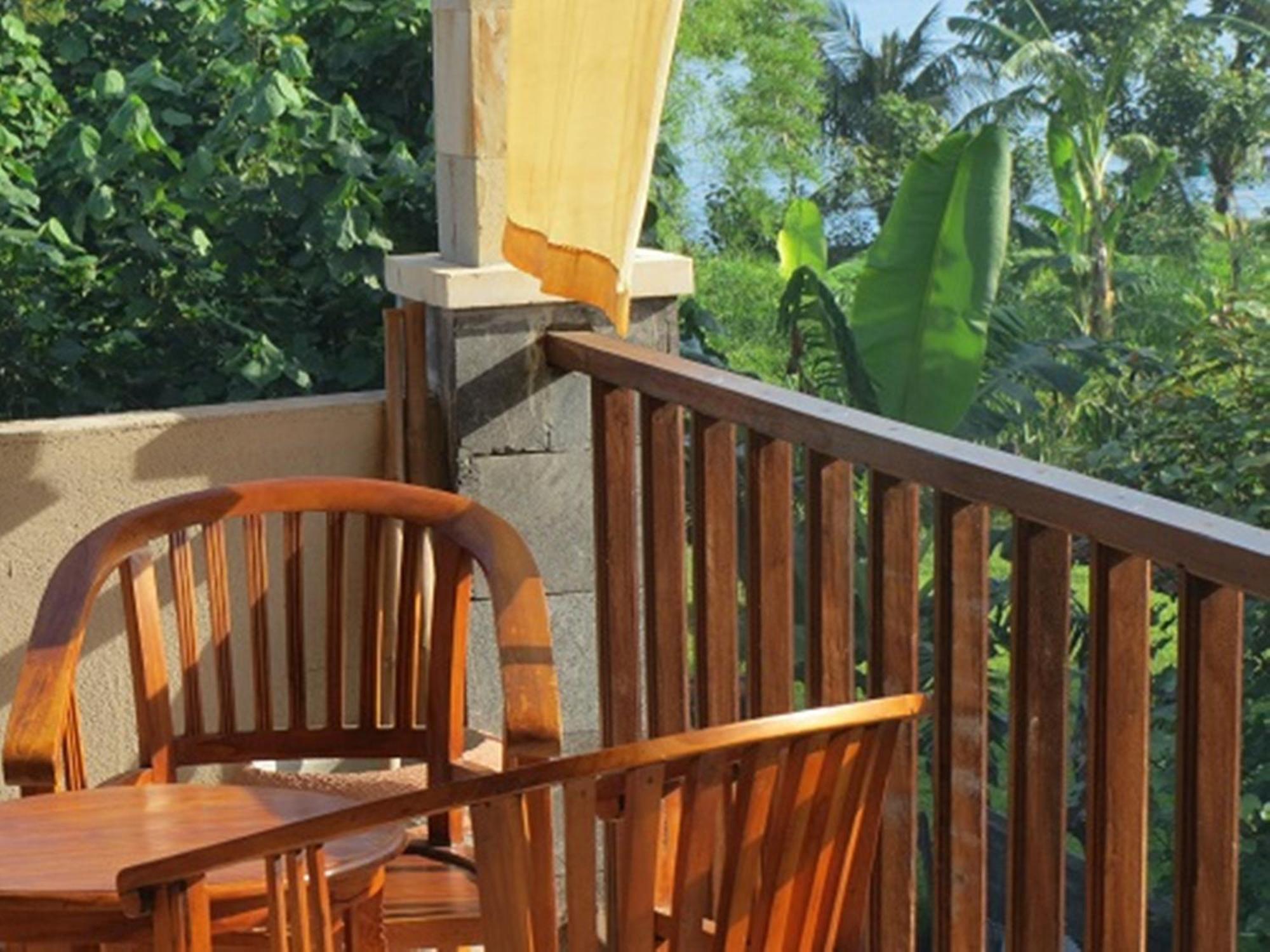 Bali Sari Homestay آميدْ الغرفة الصورة